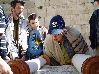 Reading Torah